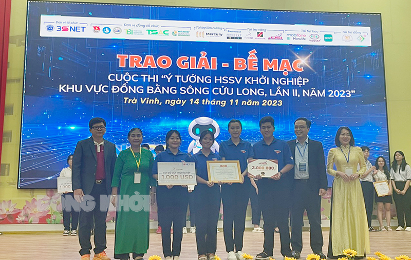 Nhóm học sinh Trường THPT Huỳnh Tấn Phát đạt giải nhất Cuộc thi Ý tưởng học sinh, sinh viên khởi nghiệp khu vực đồng bằng sông Cửu Long